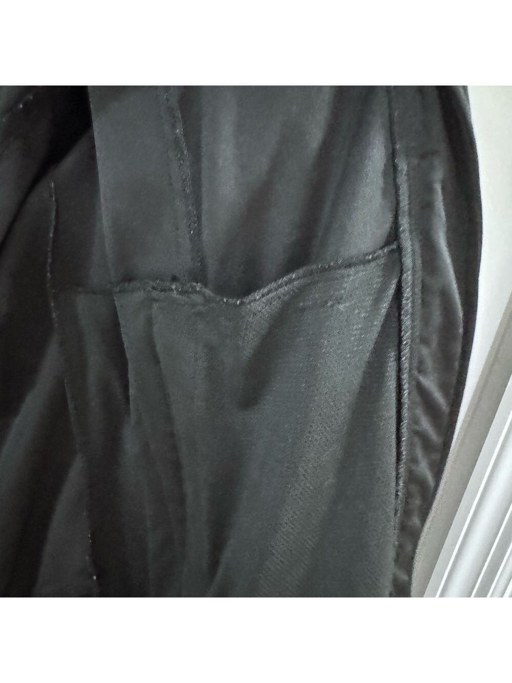 Women's Snozu Black Bonded Full Zip Performance Jacket. Size L - Picture 4 of 8